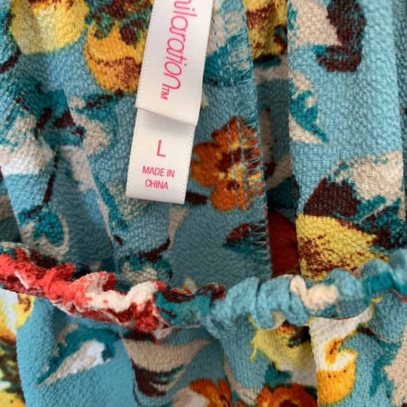 Cute Floral Knee Length Dress - Picture 2 of 2